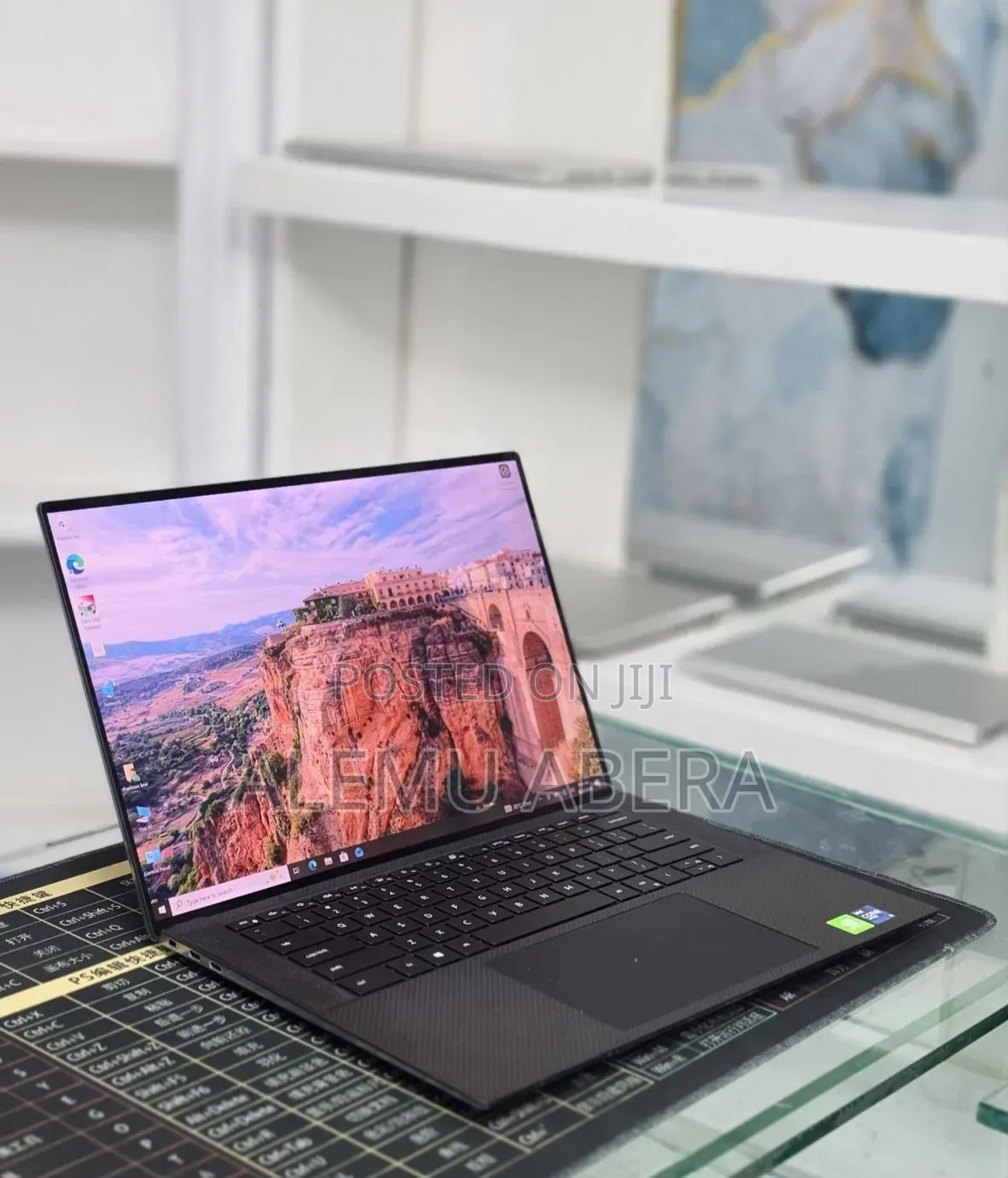 New Laptop Dell Precision 5560 16GB Intel Core i9 SSD 512GB