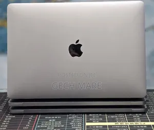 New Laptop Apple MacBook Pro 2021 M1 8GB Apple M1 Pro SSD 512GB