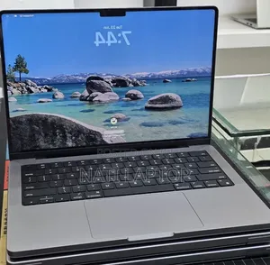 New Laptop Apple MacBook Pro 2021 M1 32GB Apple M1 Pro SSD 512GB