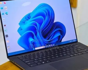 New Laptop Dell Precision 5560 16GB Intel Core i9 SSD 512GB