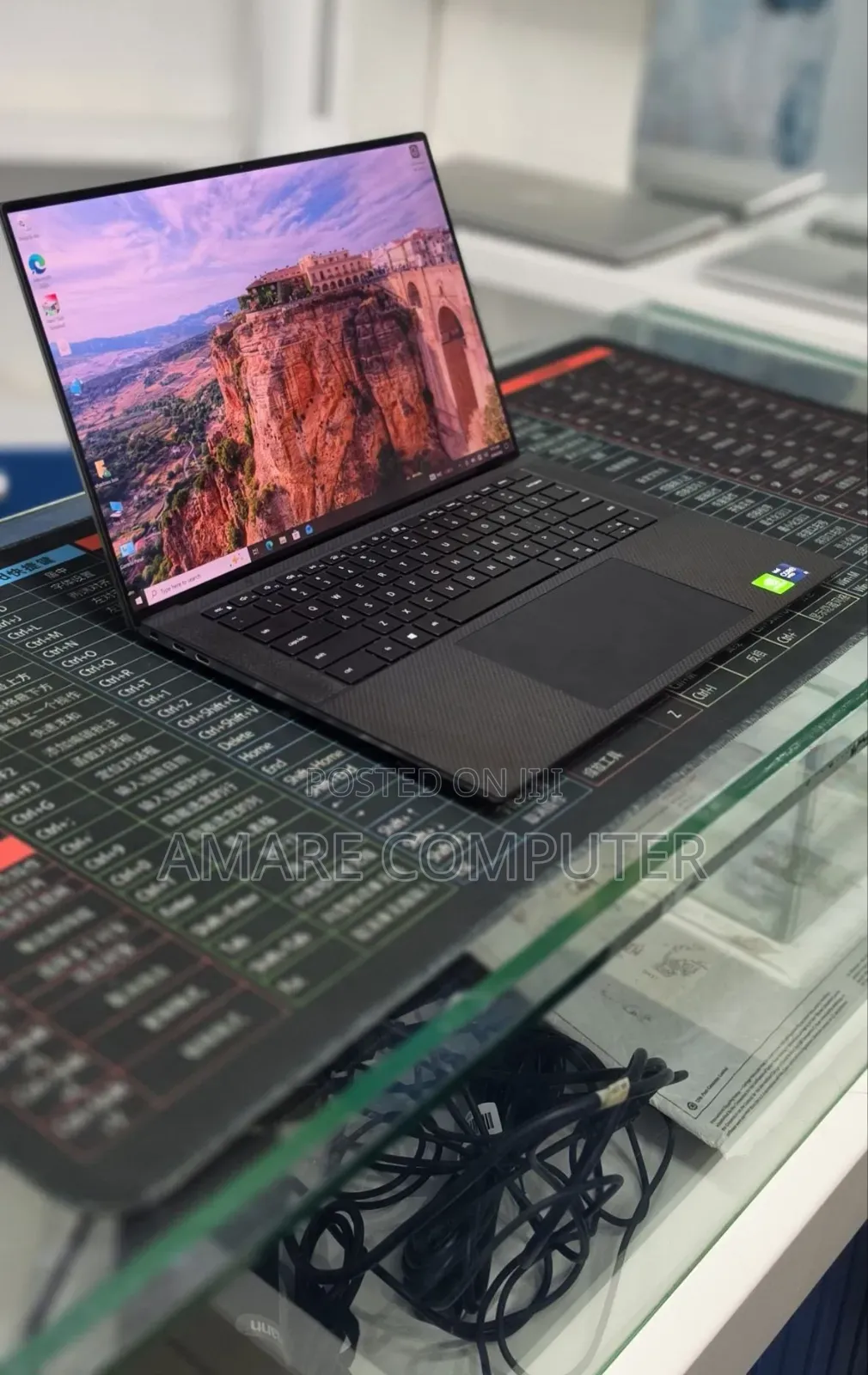 New Laptop Dell Precision 5560 16GB Intel Core i9 SSD 512GB