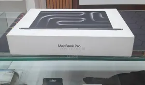 New Laptop Apple MacBook Pro 2025 M5 16GB Apple M5 SSD 512GB