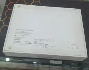 New Laptop Apple MacBook Pro 2025 M5 16GB Apple M5 SSD 512GB