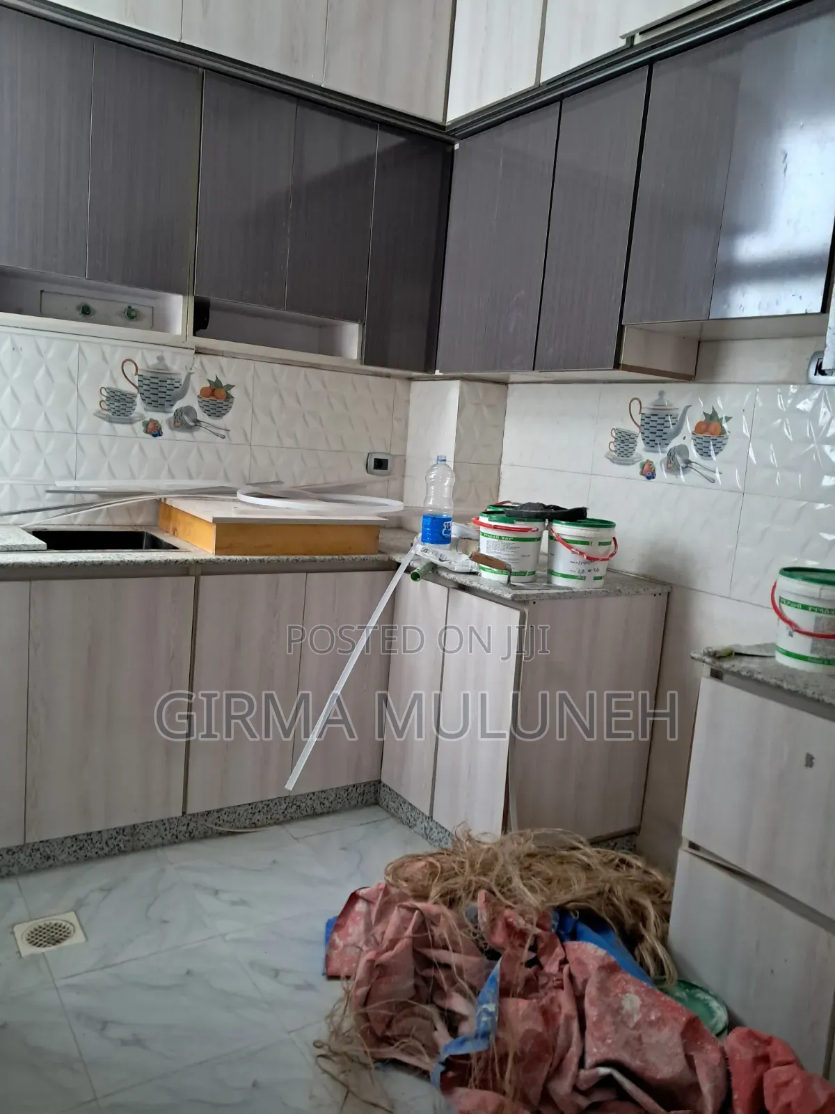 3bdrm Apartment in ሩፋኤል ቤተክርስቲያን አከባቢ, Gullele for sale