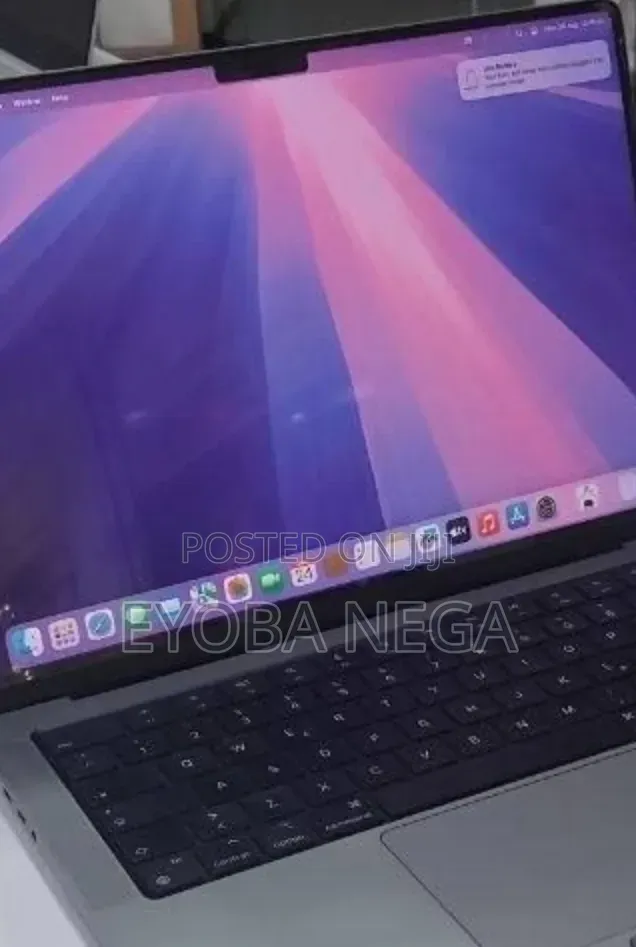 New Laptop Apple MacBook Pro 2021 M1 32GB Apple M1 Pro SSD 1T