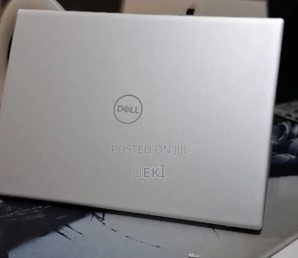 New Laptop Dell Inspiron 15 16GB AMD Ryzen 7 SSD 1T