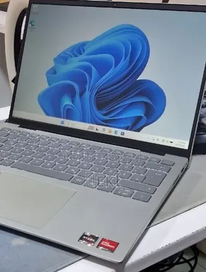 New Laptop Dell Inspiron 15 16GB AMD Ryzen 7 SSD 1T