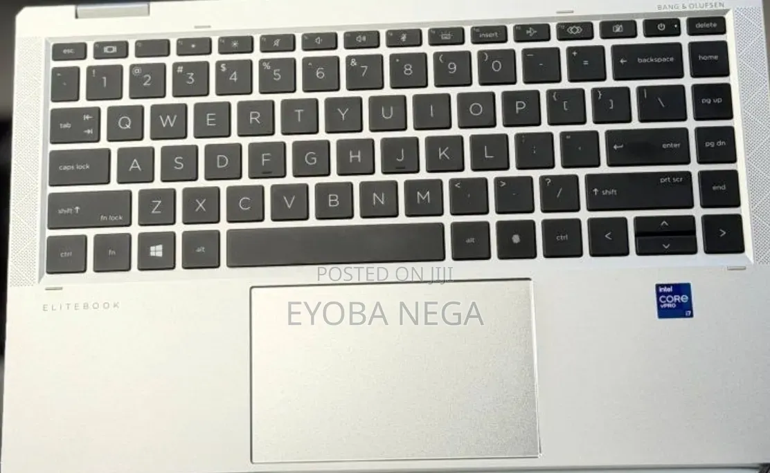 New Laptop HP EliteBook x360 1030 G8 16GB Intel Core i7 SSD 512GB