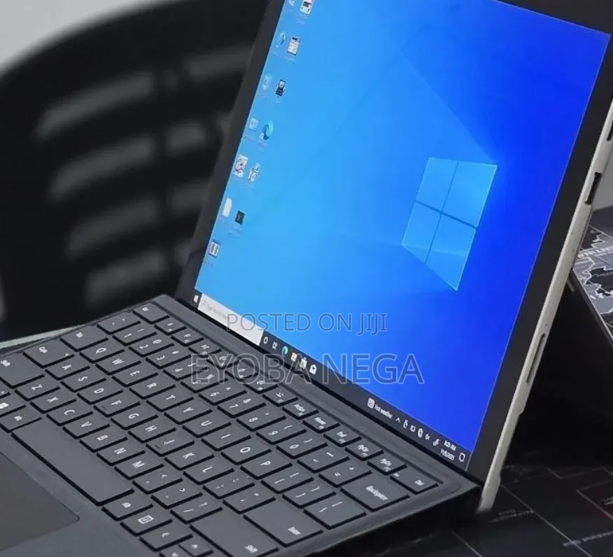 New Laptop Microsoft Surface Pro 7+ 16GB Intel Core i5 SSD 256GB