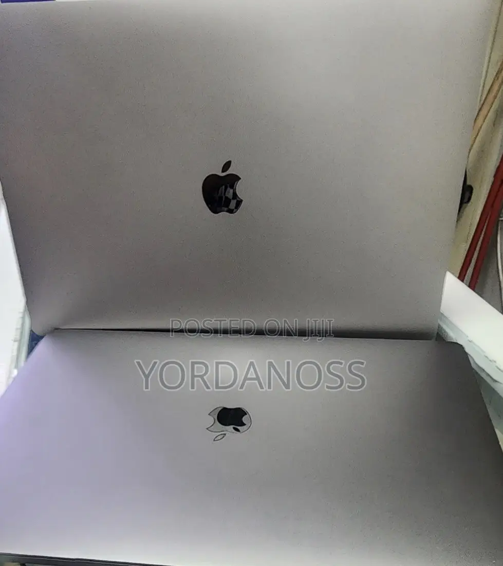 New Laptop Apple MacBook Pro 2019 16GB Intel Core i7 SSD 512GB