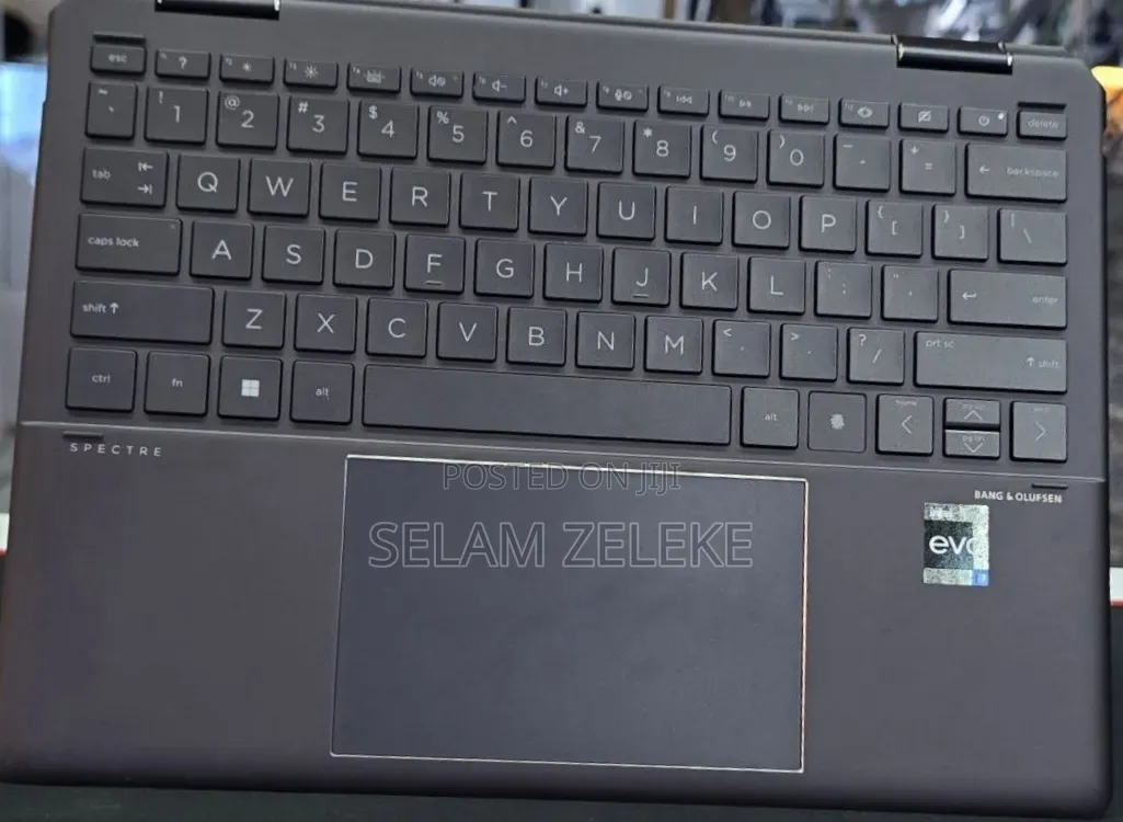 New Laptop HP Spectre 16GB Intel Core i7 SSD 512GB