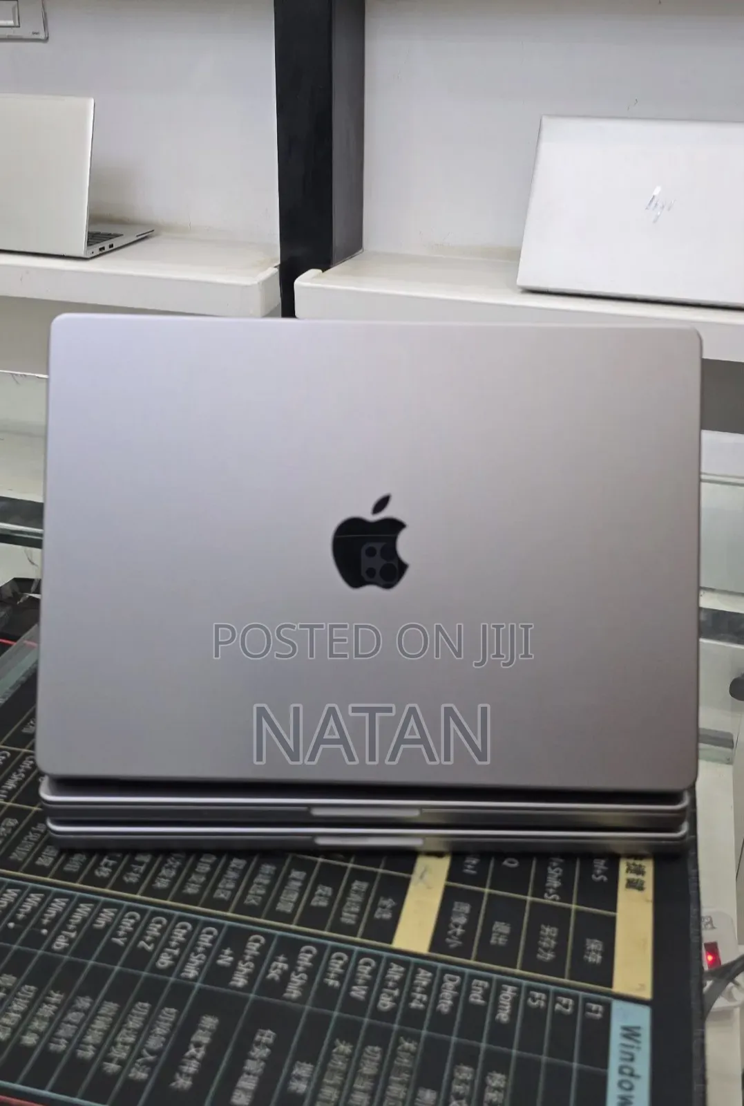 New Laptop Apple MacBook Pro 2021 M1 32GB Apple M1 Pro SSD 512GB