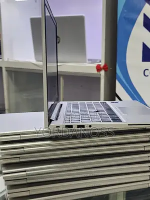 New Laptop HP EliteBook 840 G8 16GB Intel Core i7 SSD 512GB
