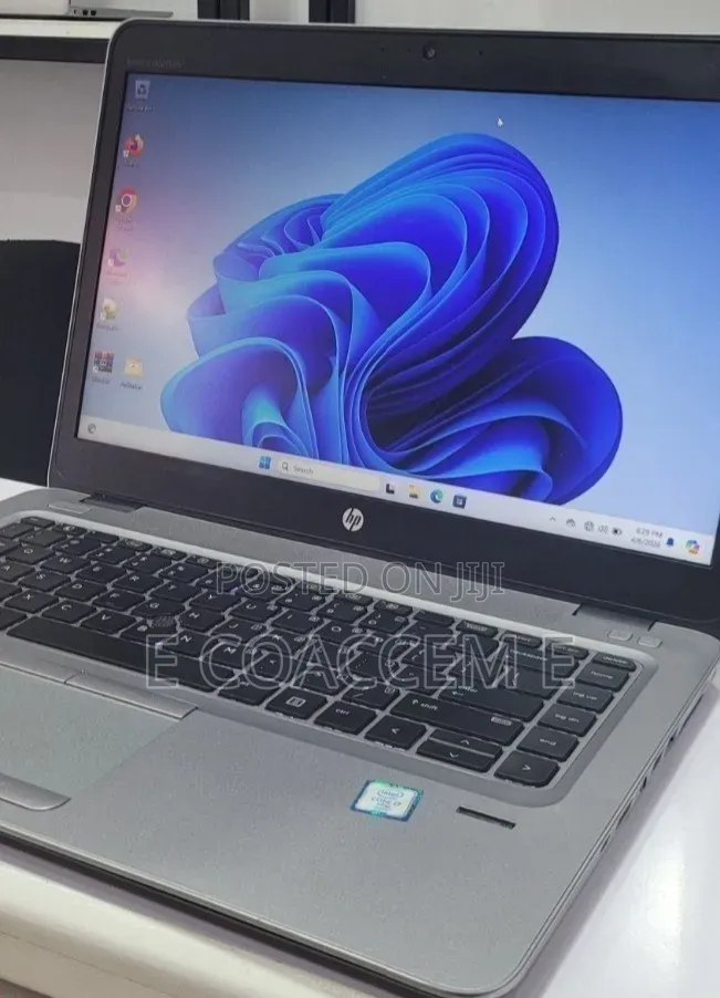 New Laptop HP 8GB Intel Core i5 HDD 1T