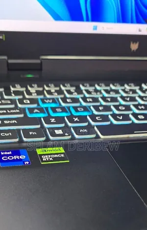 New Laptop Acer Predator Helios 300 16GB Intel Core i9 SSD 1T
