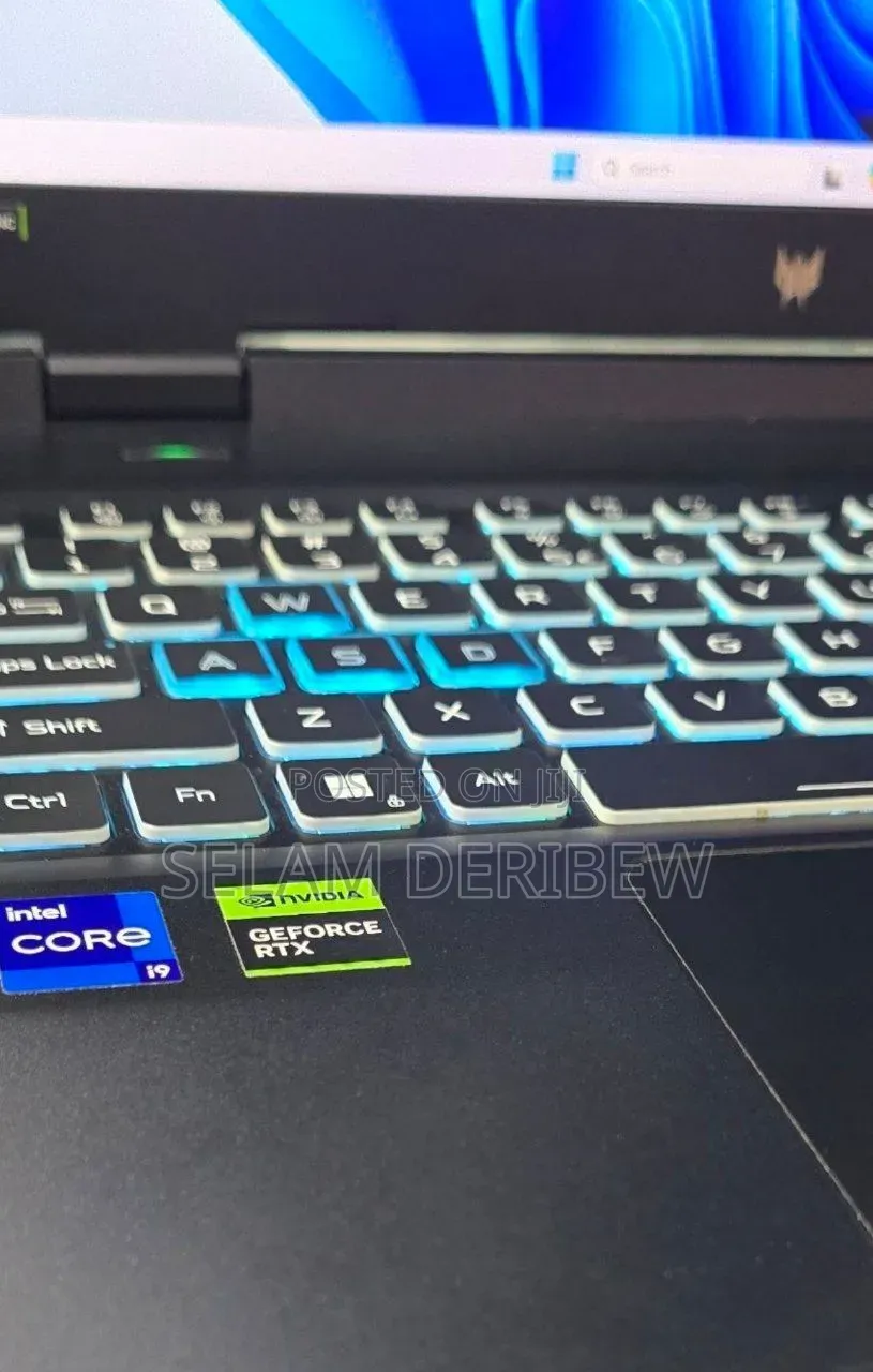 New Laptop Acer Predator Helios 300 16GB Intel Core i9 SSD 1T