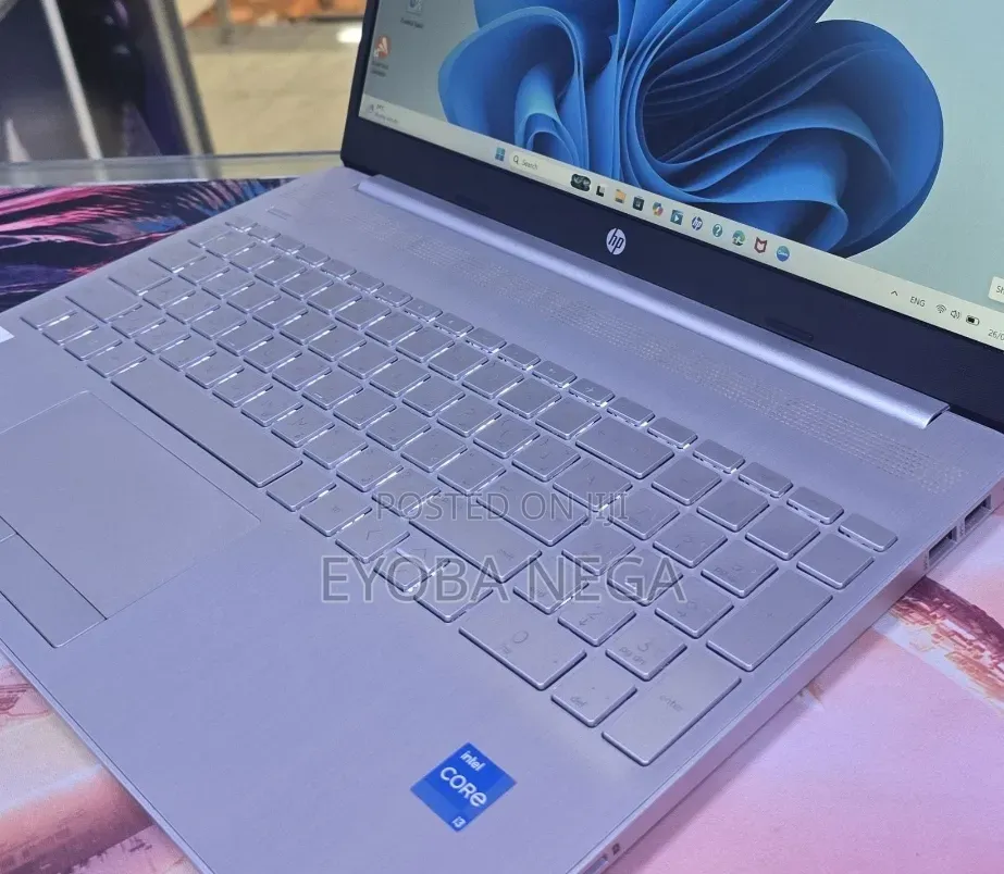New Laptop HP Stream Notebook 12GB Intel Core i3 SSD 256GB