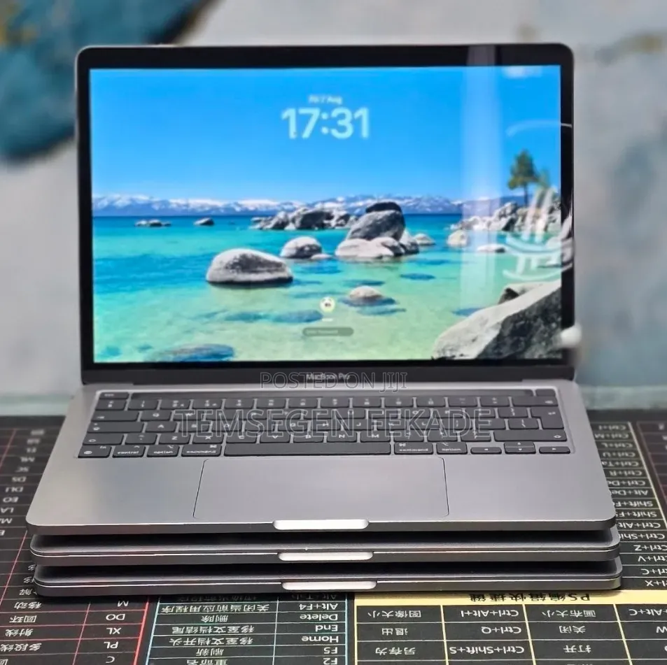 New Laptop Apple MacBook Pro 2021 M1 8GB Apple M1 Pro SSD 512GB