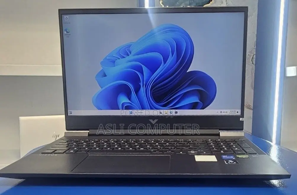 New Laptop HP Victus 16 16GB Intel Core i5 SSD 512GB