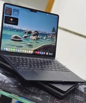 New Laptop Apple MacBook Air 2025 M4 16GB Apple M4 SSD 256GB
