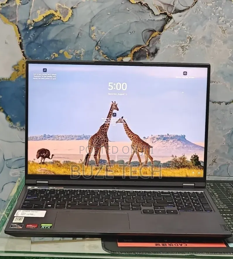 New Laptop Lenovo 16GB AMD Ryzen 7 SSD 512GB