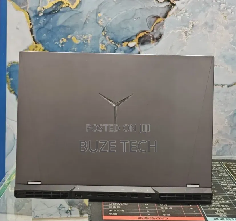New Laptop Lenovo 16GB AMD Ryzen 7 SSD 512GB