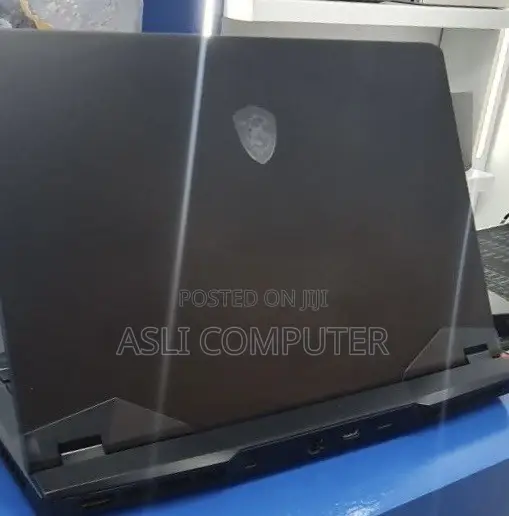 New Laptop MSI GP75 Leopard 16GB Intel Core i7 SSD 1T