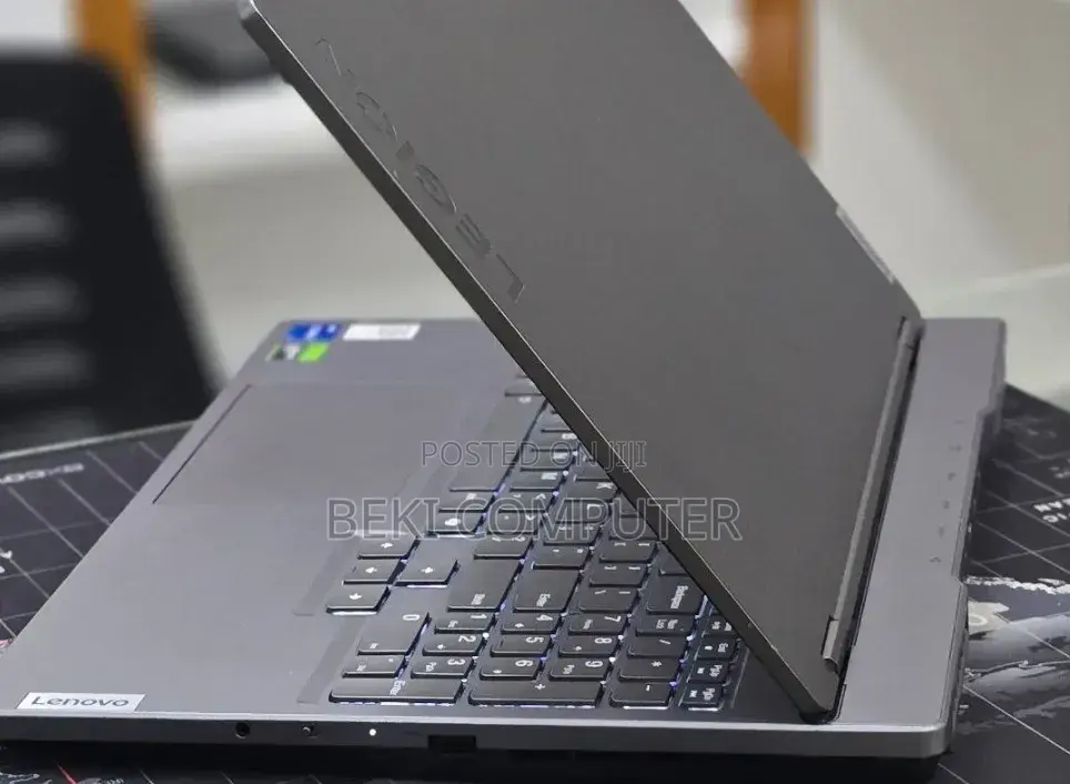 New Lenovo Legion Y7000P IRX9 Gaming Laptop 24GB Intel Core i7 SSD 1T