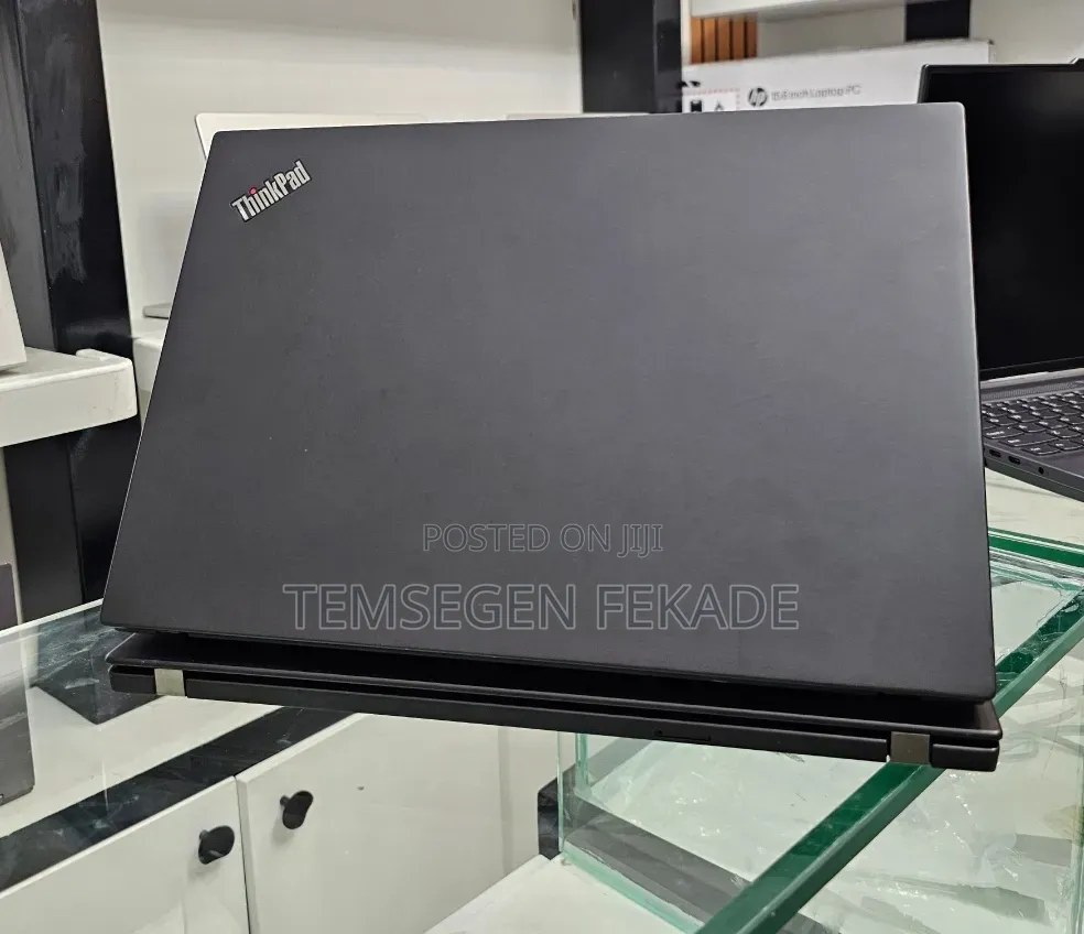 New Laptop Lenovo ThinkPad t495s 16GB AMD Ryzen 7 SSD 512GB