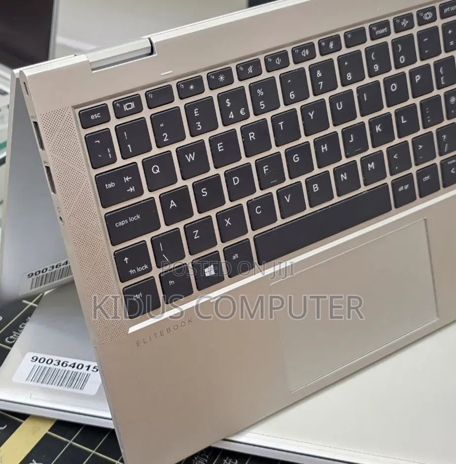 New Laptop HP EliteBook 830 G8 16GB Intel Core i5 SSD 512GB
