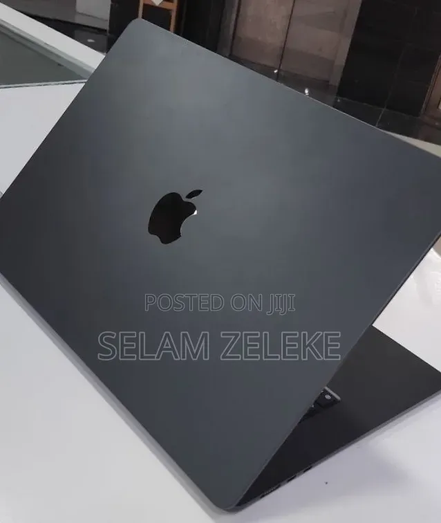 New Laptop Apple MacBook Air 2026 M5 16GB Apple M5 SSD 512GB
