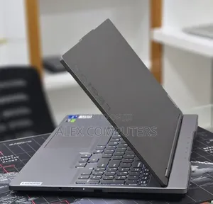 New Laptop Lenovo Legion 5 24GB Intel Core i7 SSD 1T