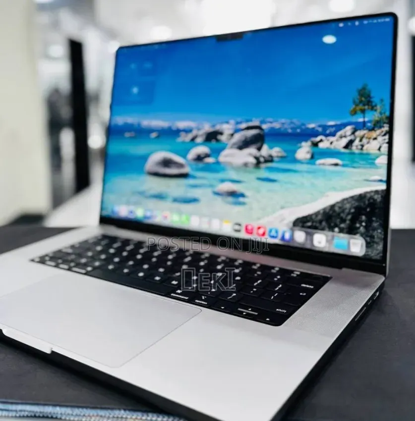 New Laptop Apple MacBook Pro 2021 M1 16GB Apple M1 SSD 512GB