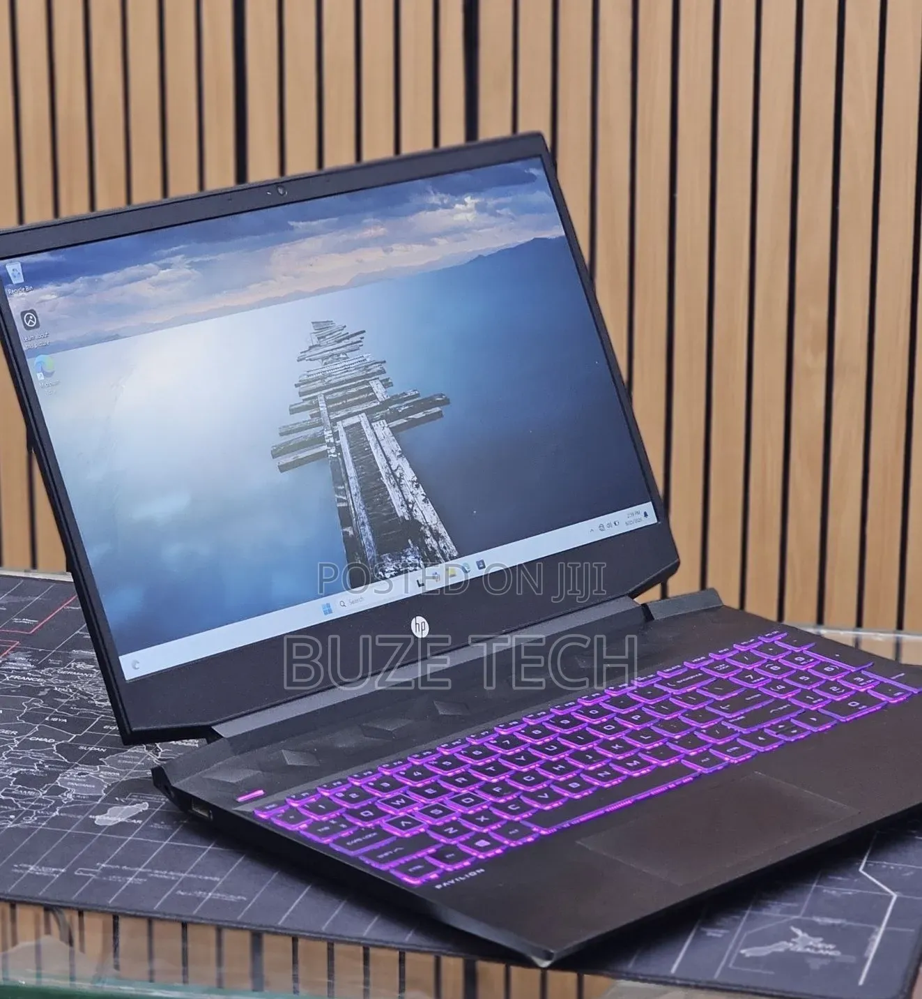 New Laptop HP 8GB AMD Ryzen 5 SSD 512GB