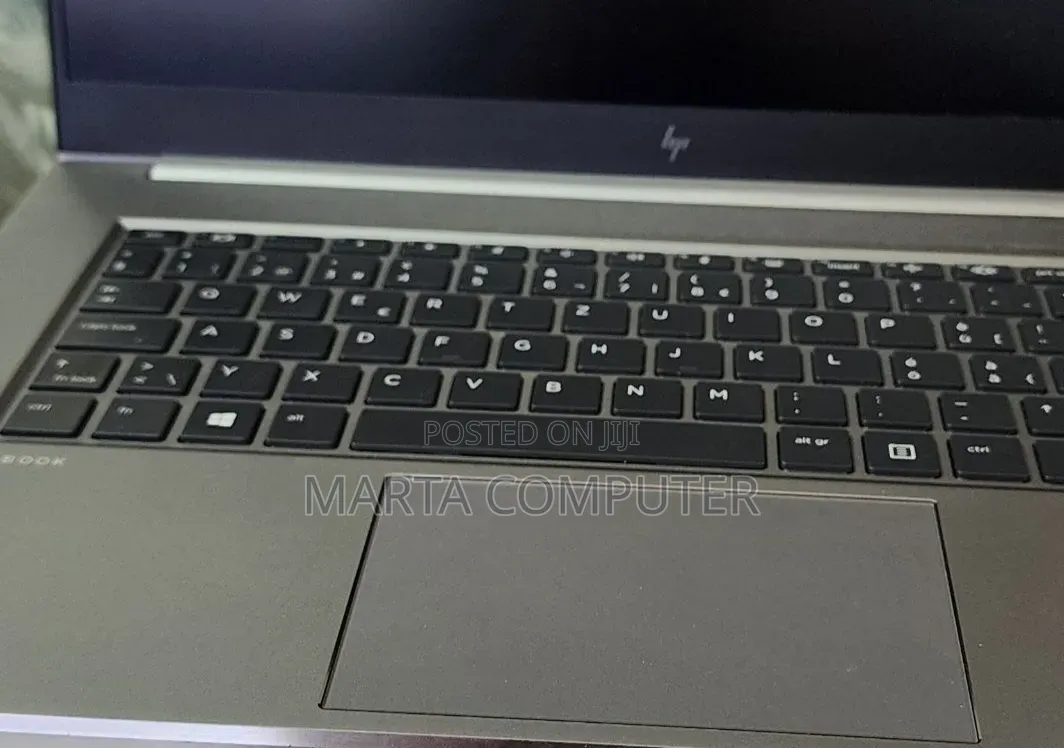 New Laptop HP ZBook 14 32GB Intel Core i9 SSD 512GB