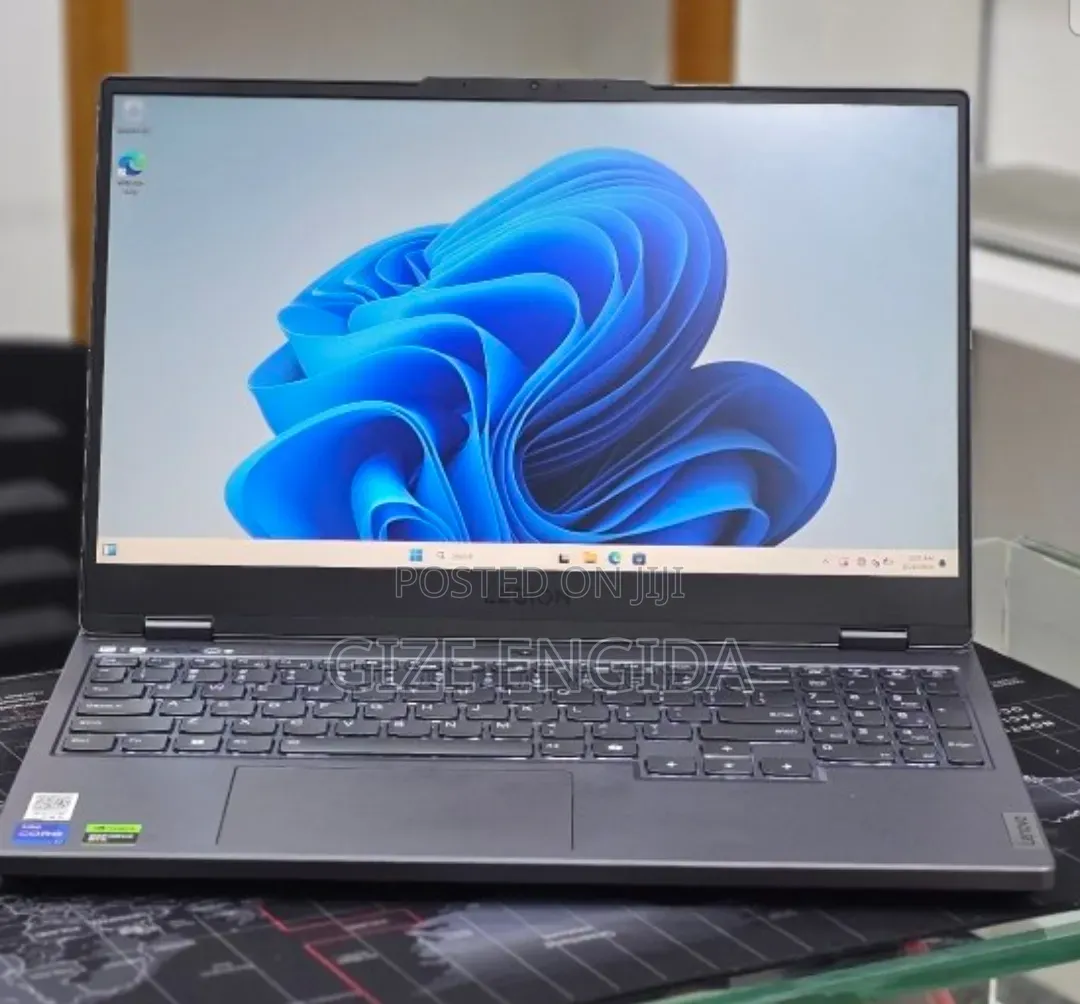 New Laptop Lenovo Legion 5 24GB Intel Core i7 SSD 1T