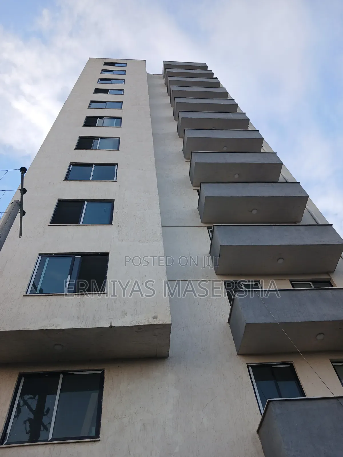አፓርትመንት ሽያጭ ላፍቶ መንገድ 2መኝታ 80ካሬ (Net) 5ኛ ፎቅ