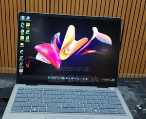 New Laptop Dell Precision 7740 16GB Intel Core Ultra 7 SSD 1T