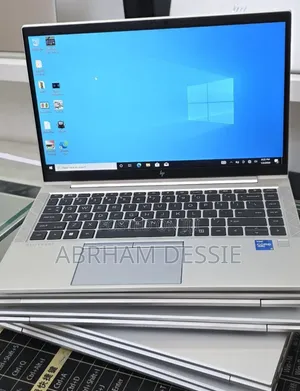 New Laptop HP EliteBook 840 G11 16GB Intel Core i5 SSD 512GB