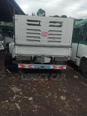 Isuzu Obama 2021