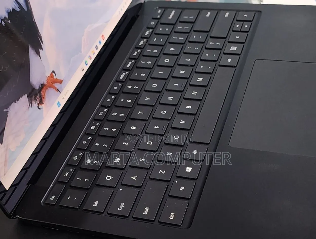 New Laptop Microsoft Surface Laptop 3 8GB Intel Core i5 SSD 256GB