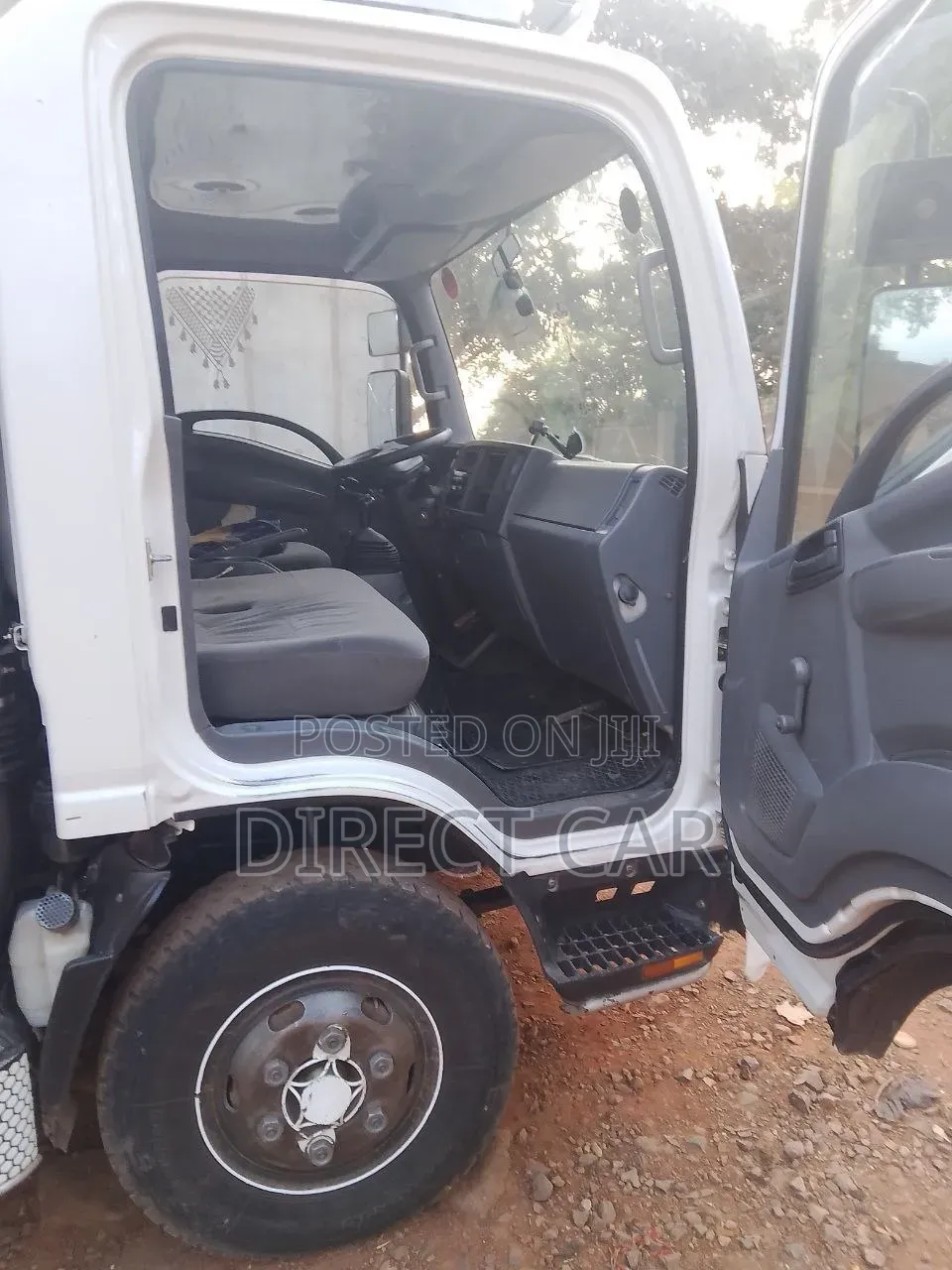 Isuzu Obama 2021