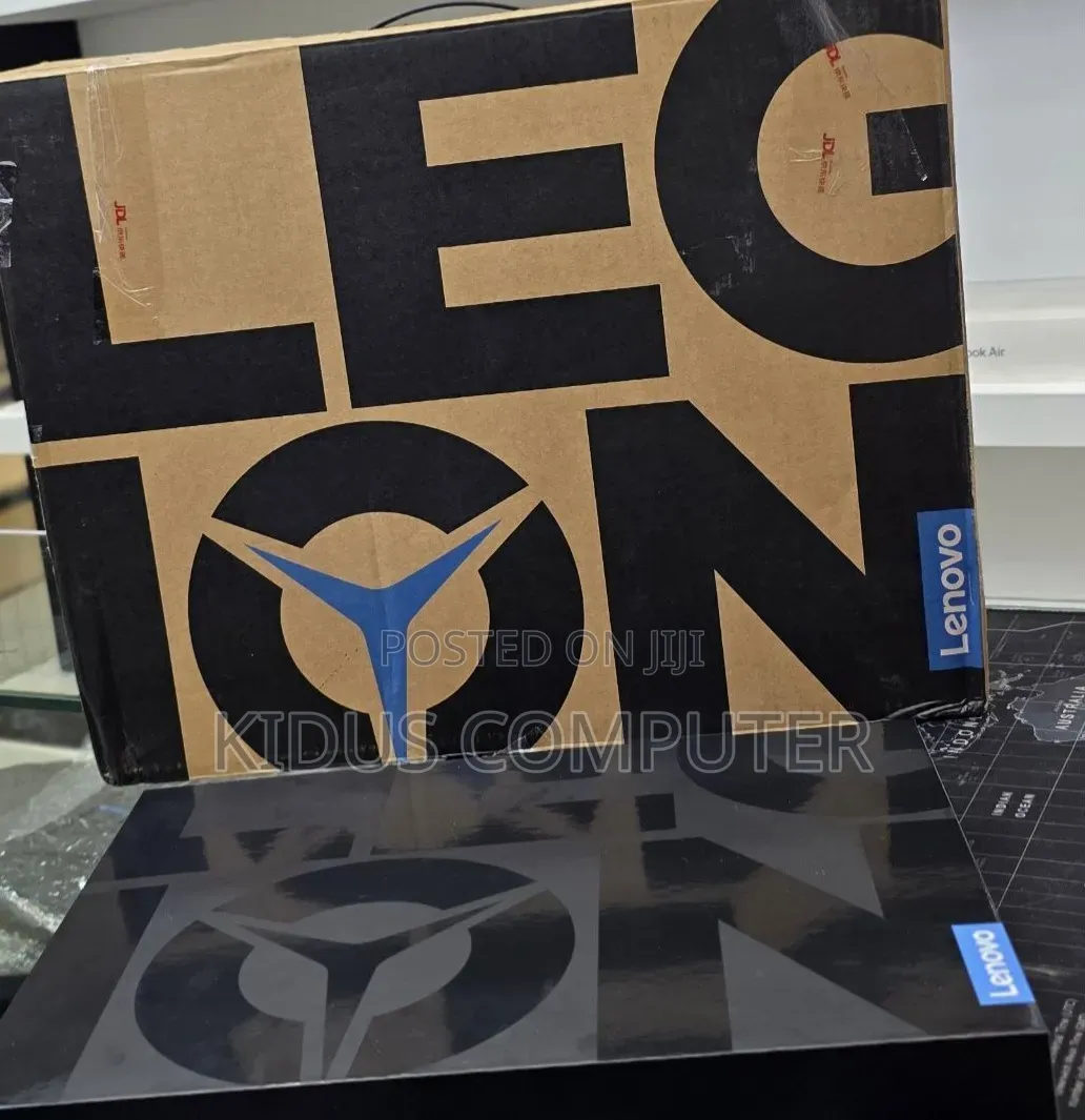 New Laptop Lenovo Legion 5 32GB AMD Ryzen 9 SSD 1T