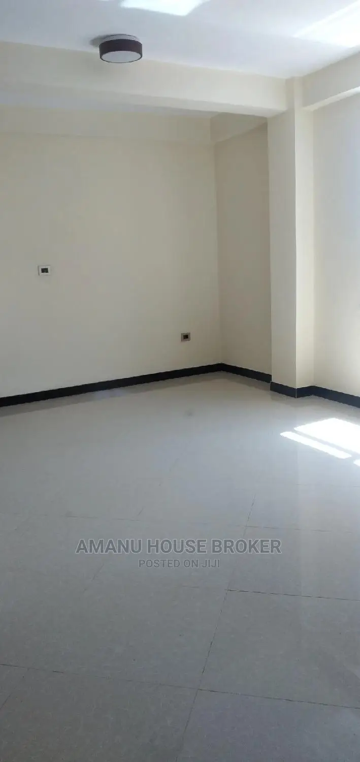 የሚከራይ ቢሮ አአ ካሳንቺስ 50sqm,80sqm,150,Sqm,200sqm,350sqm,500sqm,