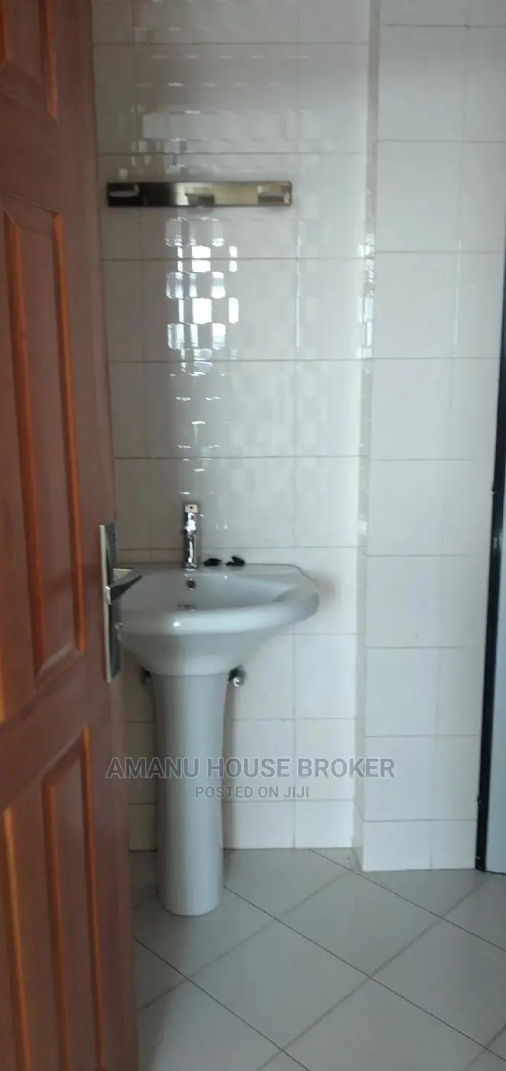 የሚከራይ ቢሮ አአ ካሳንቺስ 50sqm,80sqm,150,Sqm,200sqm,350sqm,500sqm,