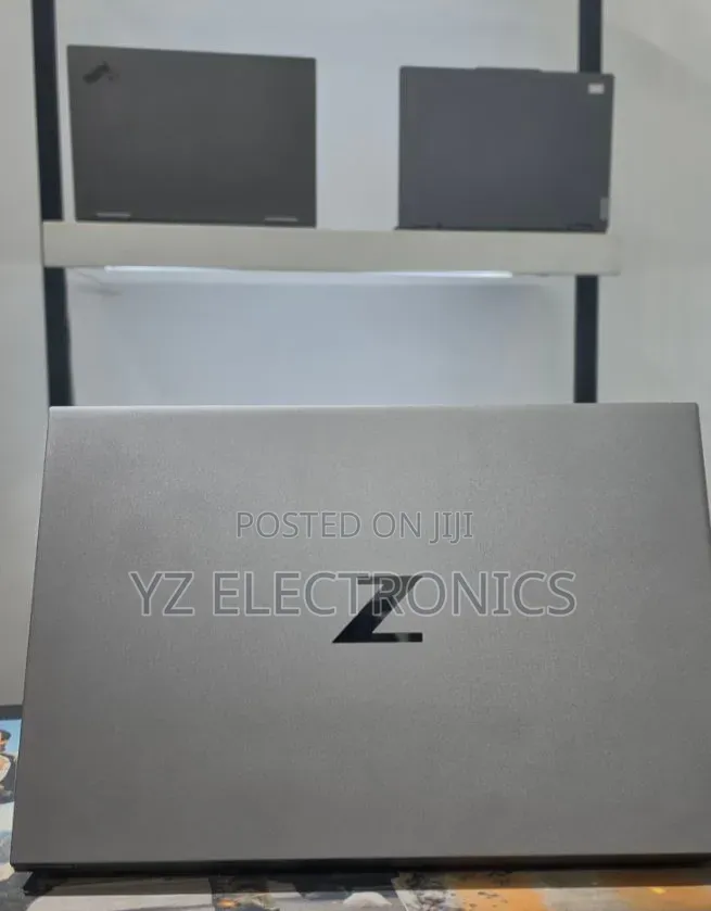 New Laptop HP ZBook Create G7 32GB Intel Core i7 SSD 512GB