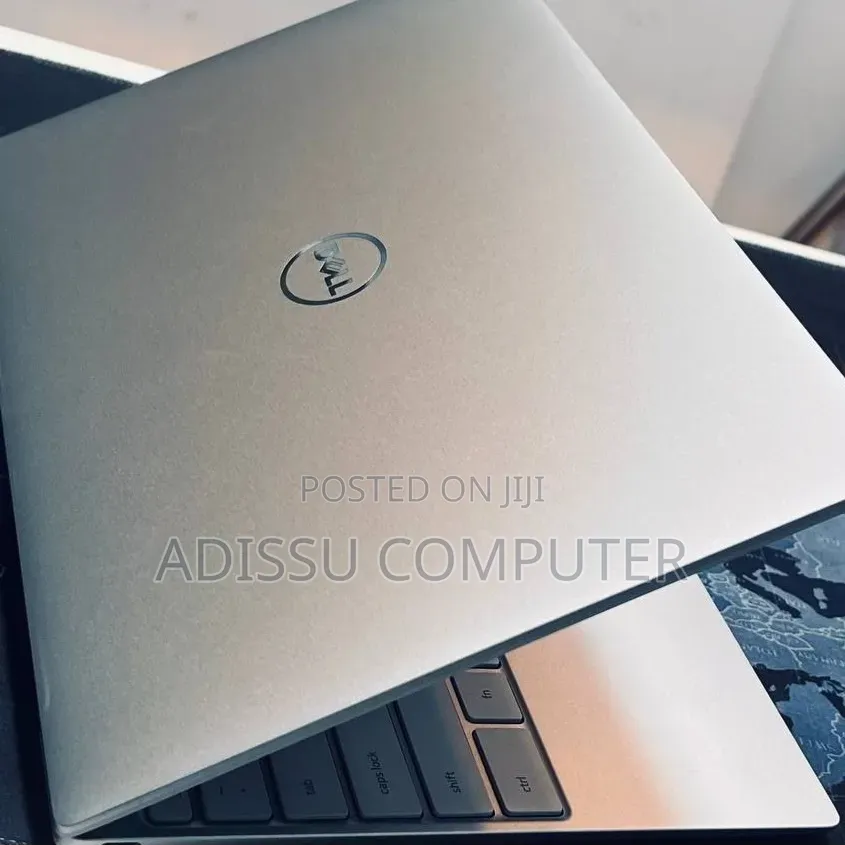 New Laptop Dell XPS 15 16GB Intel Core i5 SSD 512GB
