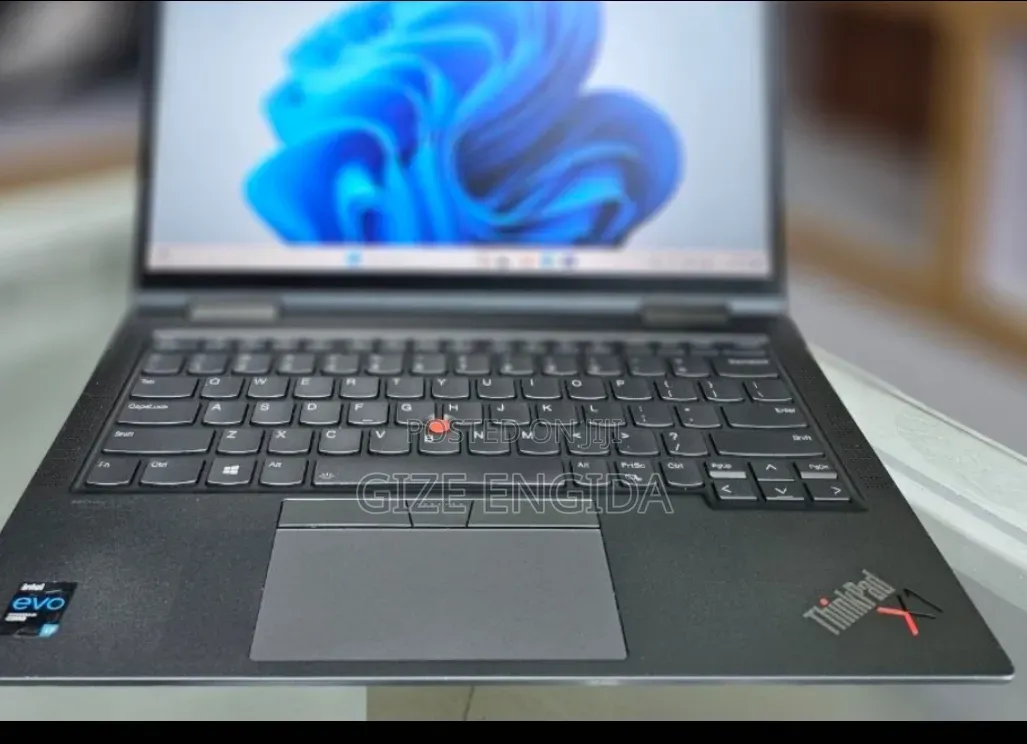 New Laptop Lenovo ThinkPad X1 Yoga 16GB Intel Core i7 SSD 512GB