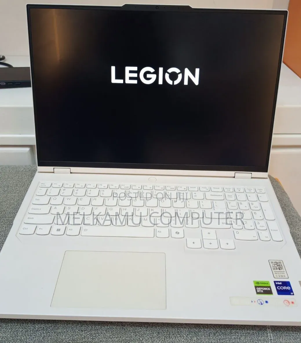 New Lenovo Legion Y7000P IRX9 Gaming Laptop 16GB Intel Core i9 SSD 1T