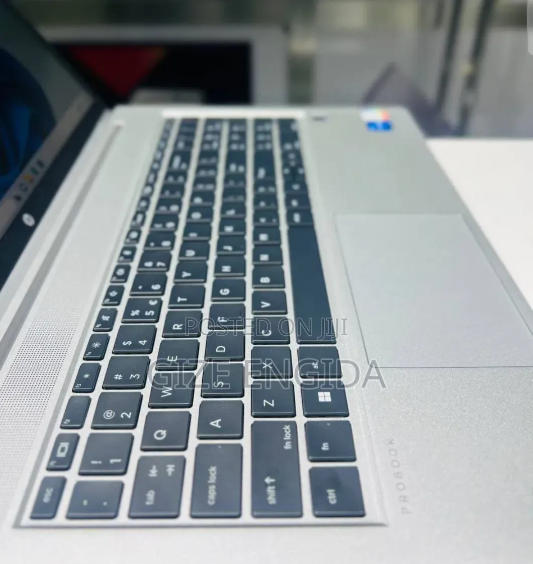 New Laptop HP ProBook 450 G8 16GB Intel Core i5 SSD 512GB